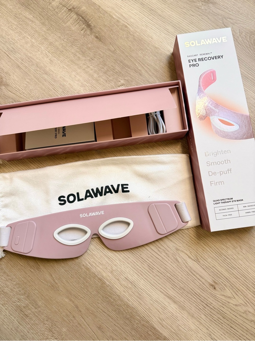 Solawave Radiant Renewal Eye Recovery Pro